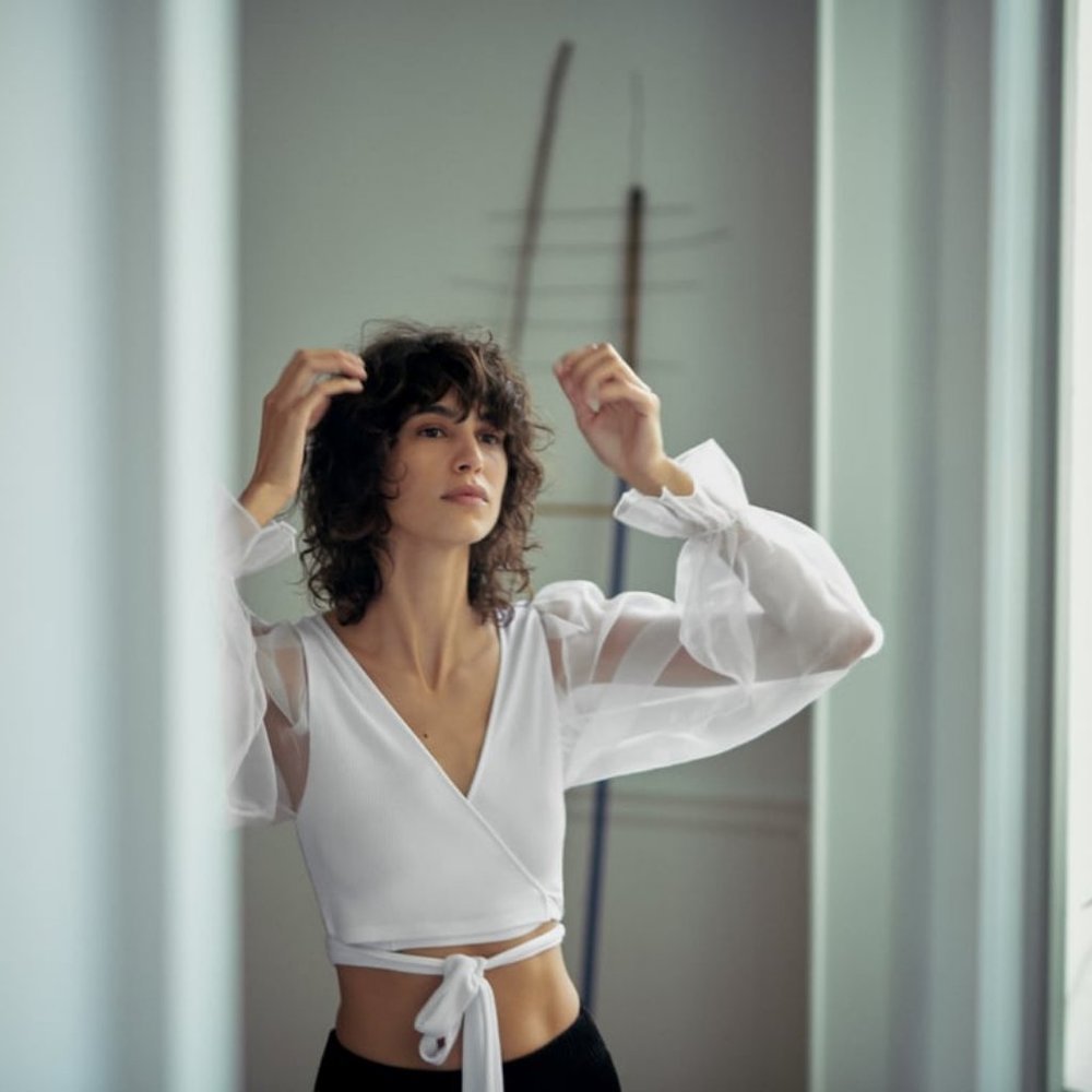 NWT ZARA Contrasting Organza Top White  M